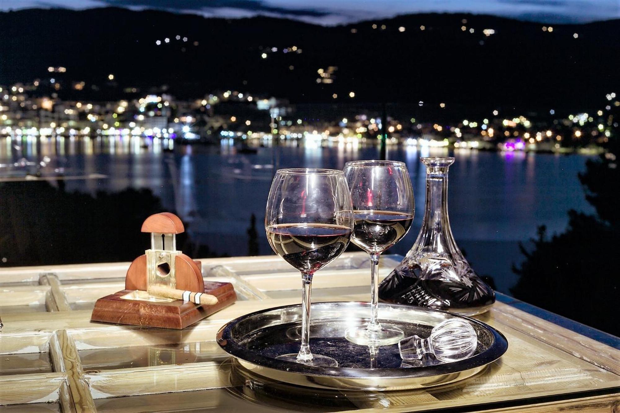 Core Luxury Suites (Adults Only) Skiathos-stad Buitenkant foto